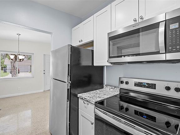 4th image of 5212 N Indiana Ave
