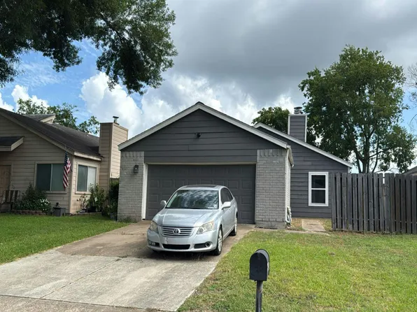 13818 Sheri Hollow Ln, Houston, TX 77082