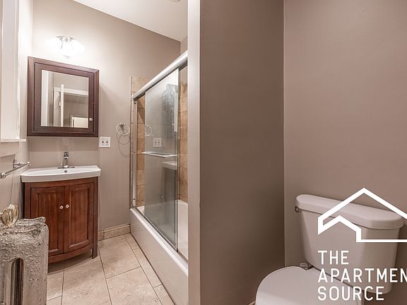 5th image of 1432 W Jonquil Ter APT 2