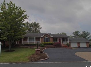 888 Piketown Rd, Harrisburg, PA 17112
