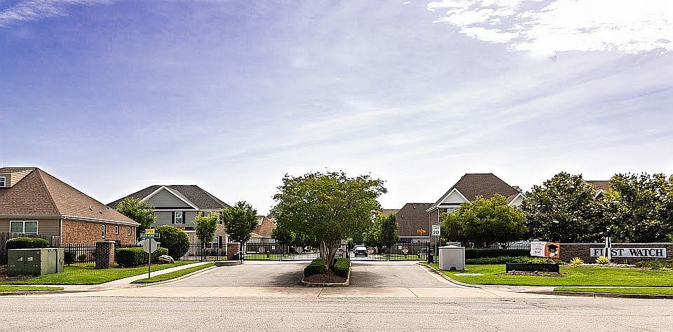 1st image of 148 Lighthouse Dr
