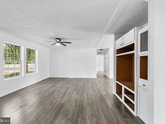4th image of 26449 Sandpiper Dr
