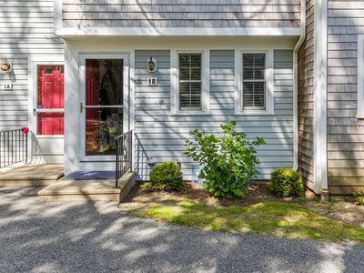 300 Falmouth Road UNIT 1B, Mashpee, MA, 02649