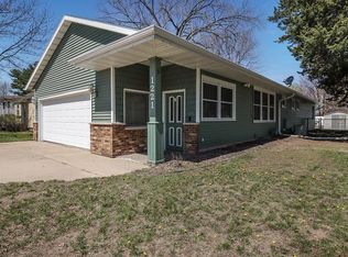 1221 Chestnut St, Wisconsin Rapids, WI 54494