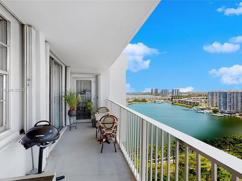 1st image of 2851 NE 183rd St APT 2206E