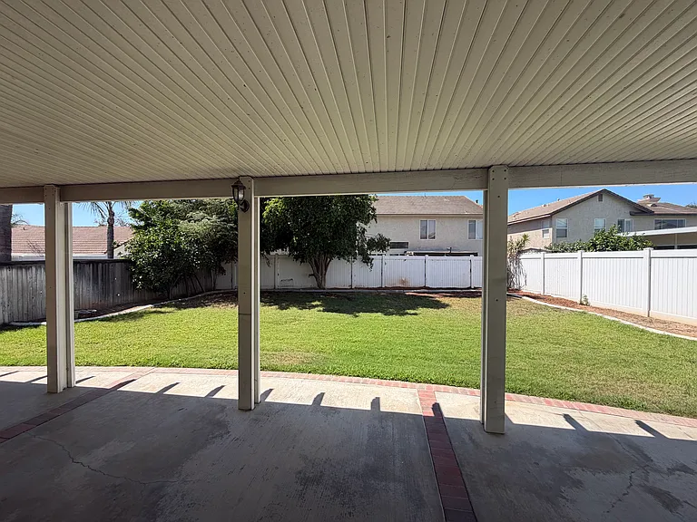 1342 Orange Grove Cir — Photo 11