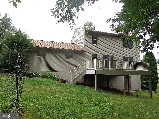 173 Stanford Rd — Photo 19