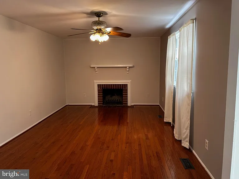 5205 Pumphrey Dr — Photo 9
