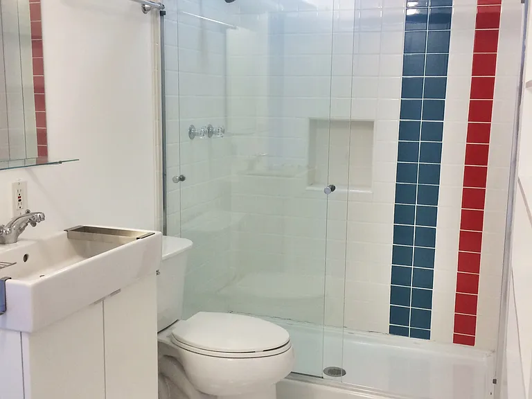 2828 1/2 Bowditch Pl — Photo 11