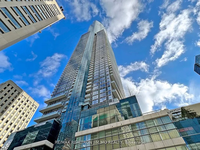 386 Yonge St #2508 — Photo 2