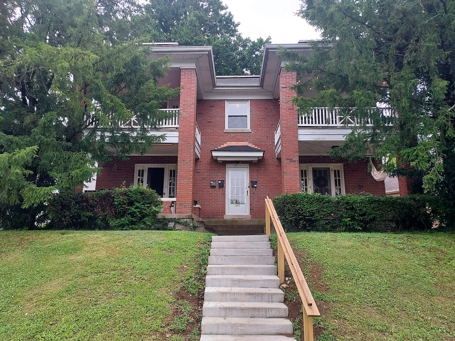 1 bed, 1000 sqft, $995 — Photo 1