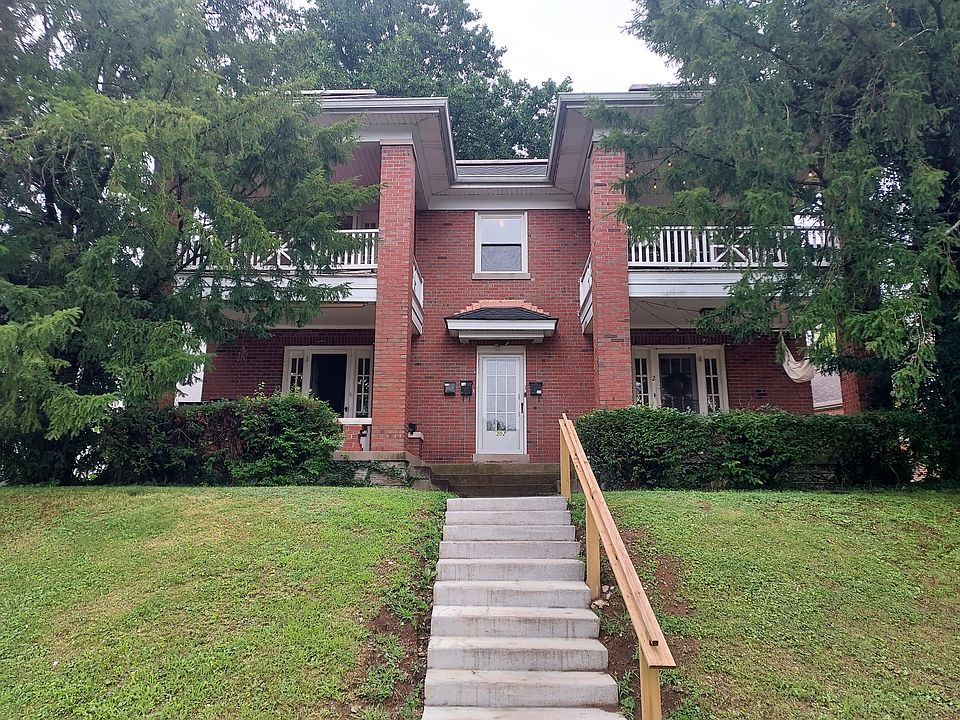1st image of 302 Ridgeway Rd #2