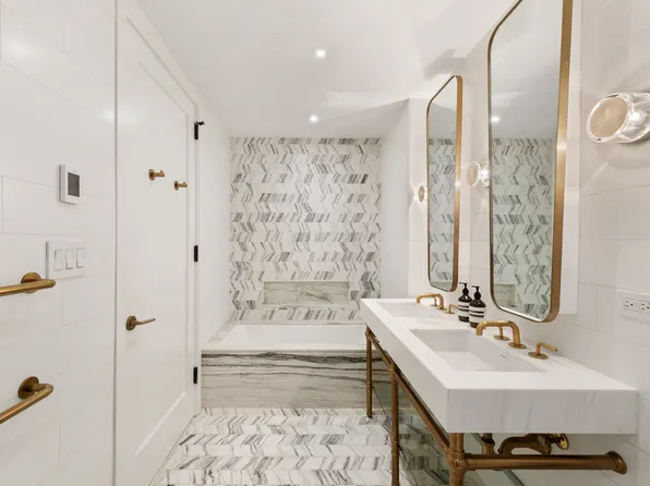 50 Clinton Street image 6 of 7