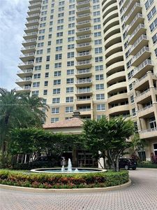 19501 W Country Club Dr APT 914, Aventura, FL, 33180