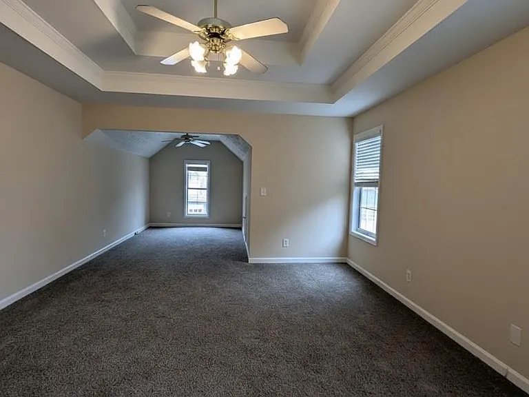 710 Suwanee Lakes Cir — Photo 16