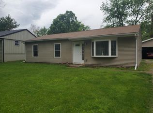 2706 Willowpark Dr, Champaign, IL
