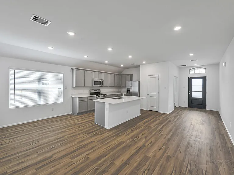 3718 Shadow Crest Ln — Photo 22