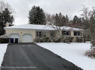 19 Lancaster Dr, Ocean, NJ 07712