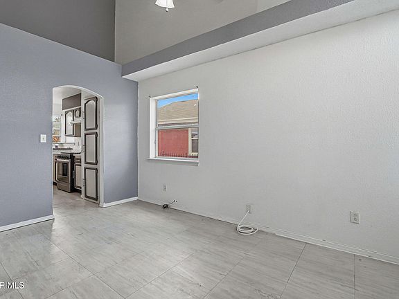 5th image of 5012 Cedar Sands Ln