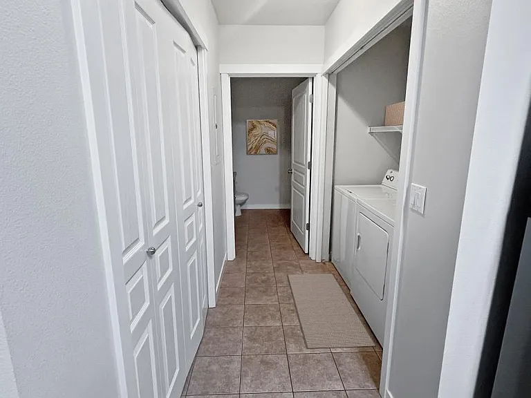 Phase 1 - Pilot Butte Floor Plan - 1 x1