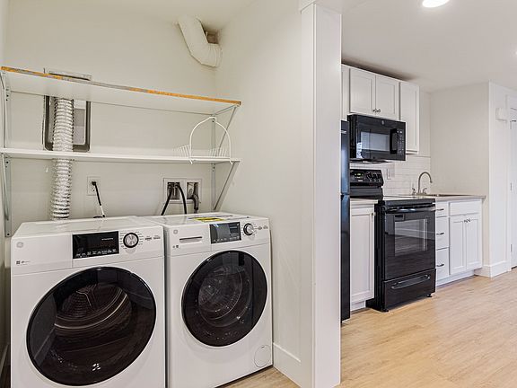 4th image of 530B 12th Ave E