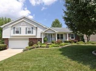 3117 Willow Bnd, O'Fallon, MO 63303