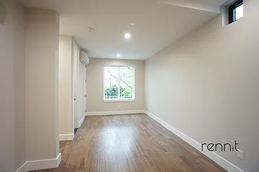 Rented by Rennit Inc.