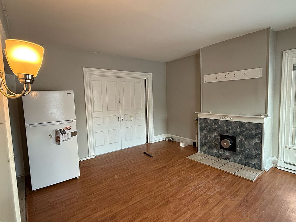 1st image of 323 Sterling St APT 5