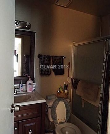 4th image of 565 Grimsby Ave