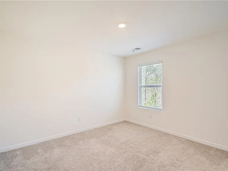 1936 Waycross Ln — Photo 16