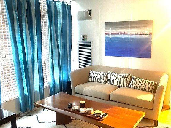 4th image of 405 N Wabash Ave Unit 203