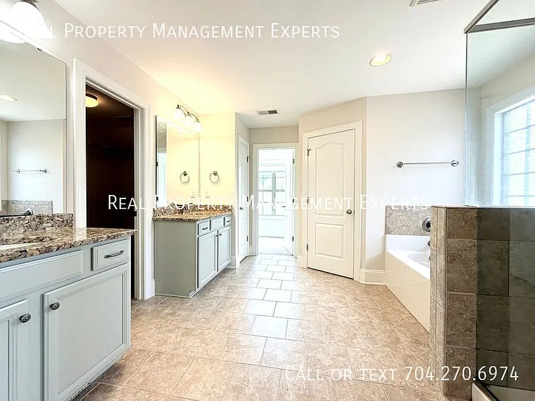 9416 Scorpio Ln — Photo 12