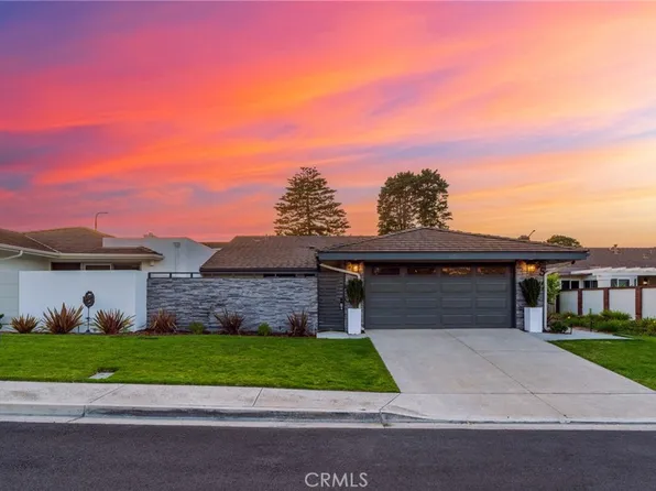 35 Beachcomber Dr, Corona Del Mar, CA 92625