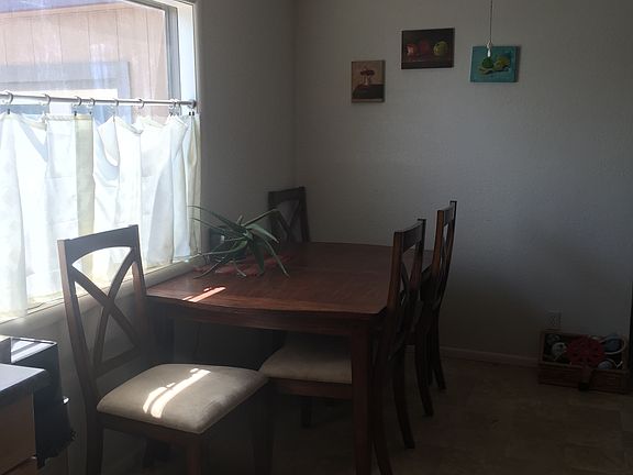 Breakfast nook