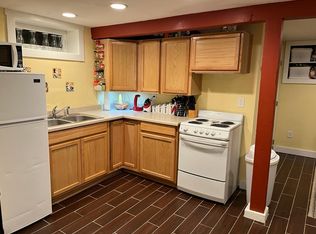 114 NE Going St #B, Portland, OR 97211