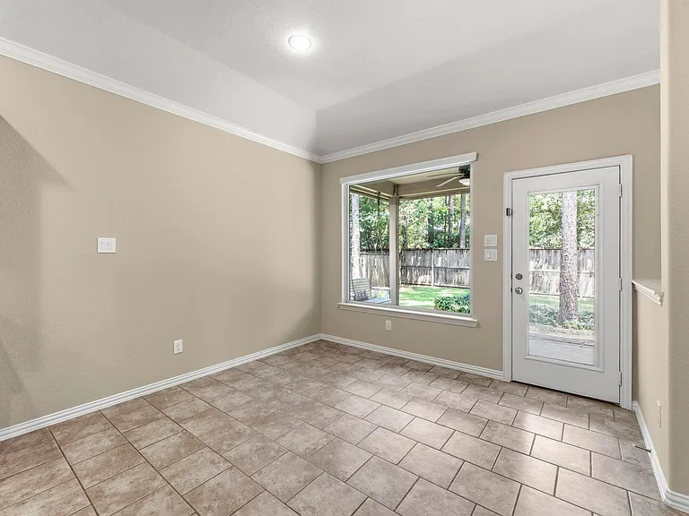 34 Sawbridge Cir — Photo 16