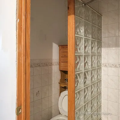 Rented by Washington Realty Corp. | media 26