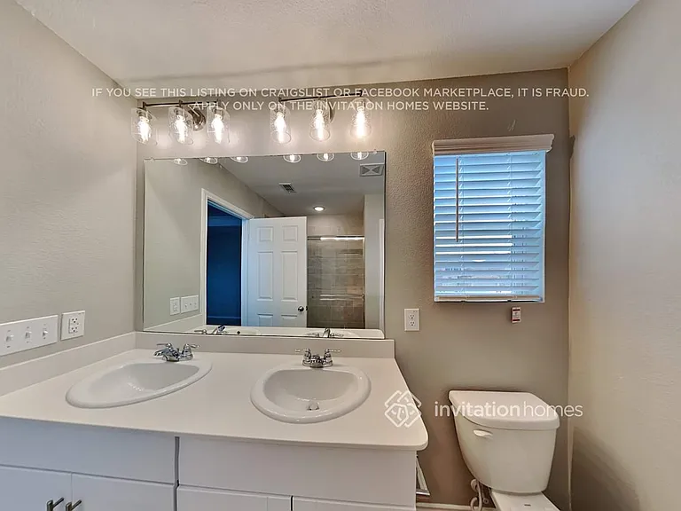1139 Clear Dusk Ln — Photo 13