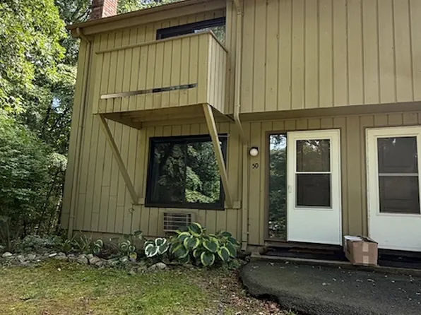 50 Quidnet Ct, Guilford, CT 06437