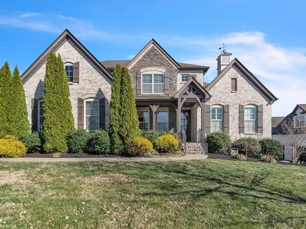 425 Sweet Fern Dr, Nolensville, TN 37135