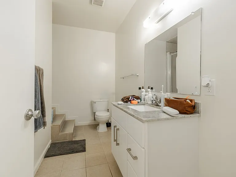 2410 Dana St #C — Photo 5