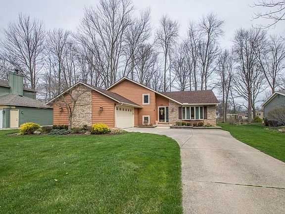 2nd image of 26930 Greenbrooke Dr