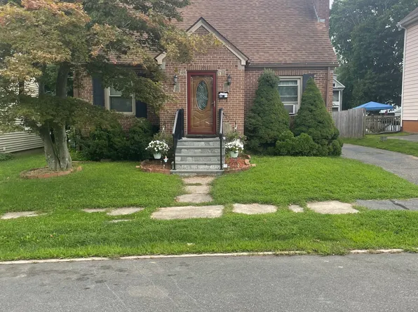 48 Spring Street, Meriden, CT 06451