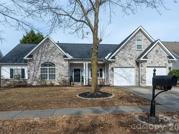 6016 Kirkwynd Commons Dr, Charlotte, NC 28278