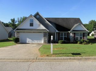 304 Vineyard Ridge Ln, Griffin, GA 30223