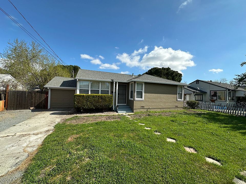 1st image of 114 Atherton Ave