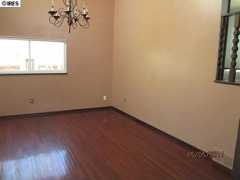 3rd image of 2302 Mountair Ln