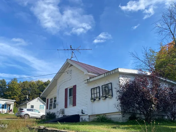 130 Clay Hill Road, Hoosick Falls, NY 12090