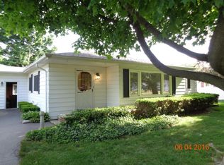 717 Sheridan Rd, Saint Joseph, MI 49085