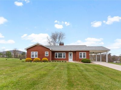 59 Memorial Park Drive, Sparta, NC, 28675